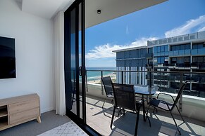 X Kirra Apartments