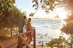 X Kirra Apartments