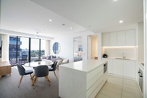X Kirra Apartments