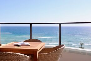 X Kirra Apartments