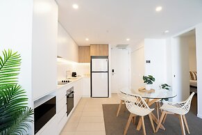 X Kirra Apartments