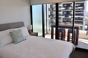 X Kirra Apartments