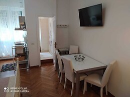 Al 171 Suite Studio 1p-3p