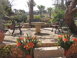 Charming Villa With Pool in Algaida