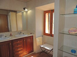 Charming Villa With Pool in Algaida