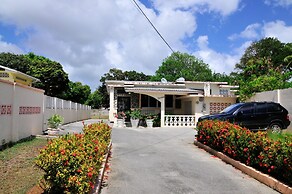 Graceville Beach House - by Zenbreak