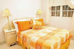 Graceville Beach House - by Zenbreak