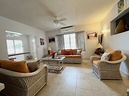 Graceville Beach House - by Zenbreak
