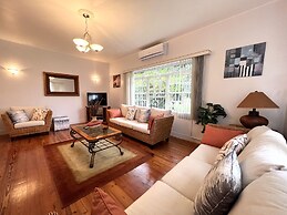 Seagaze Beach House - by Zenbreak