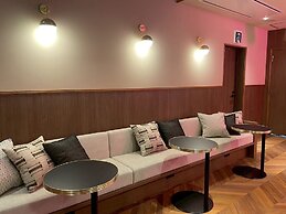 BAND HOTEL HAKATA