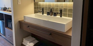 BAND HOTEL HAKATA