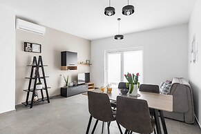 Apartments Villa Salona Sky