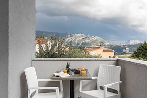 Apartments Villa Salona Sky