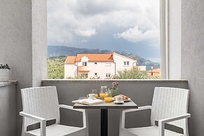 Apartments Villa Salona Sky
