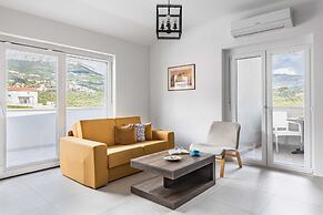 Apartments Villa Salona Sky