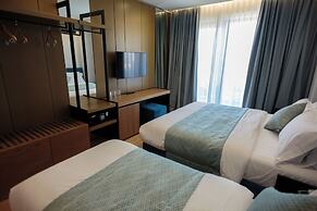 Ames Hotel & SPA