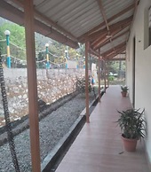 Goroomgo Blue Moon Bhimtal