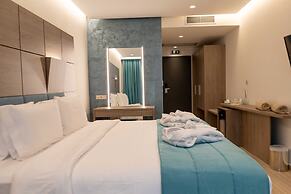 Mirror Hotel