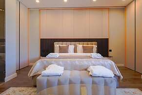 Royal East Resort