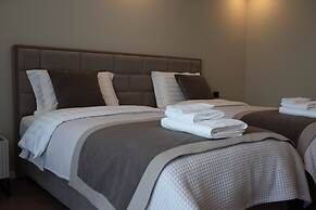 Royal East Resort