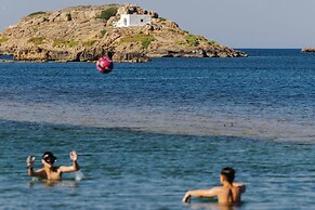 ALERO Seaside Skyros Resort