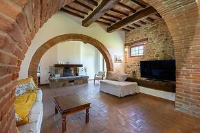 Beautiful 5-bed Villa in Cortona, Private Pool