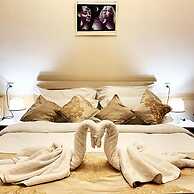 Domino Yerevan Hostel & Tours