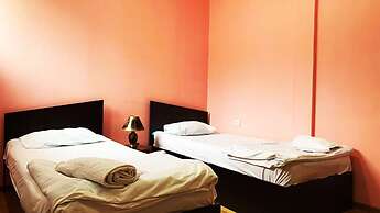 Domino Yerevan Hostel & Tours