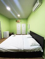 Domino Yerevan Hostel & Tours