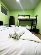 Domino Yerevan Hostel & Tours