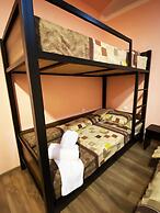 Domino Yerevan Hostel & Tours