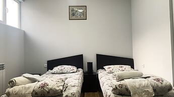 Domino Yerevan Hostel & Tours