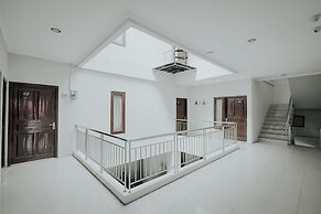 Dparagon Mt Haryono