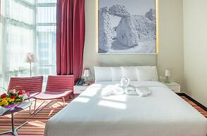 Gravity Hotel