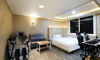 GUKMIN HOTEL