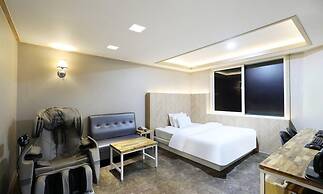 GUKMIN HOTEL