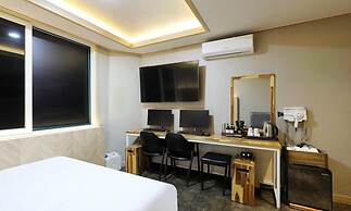 GUKMIN HOTEL