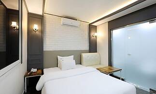 GUKMIN HOTEL