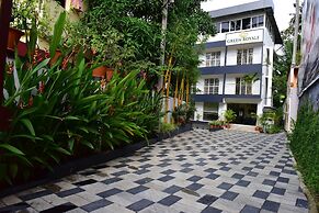 Luxury 3-bed Serviced Apartment in Trivandrum