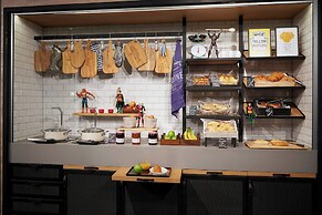 Moxy Antibes Sophia Antipolis