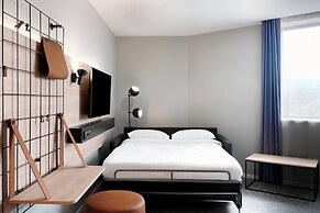 Moxy Antibes Sophia Antipolis
