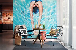 Moxy Antibes Sophia Antipolis