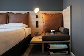 Moxy Antibes Sophia Antipolis