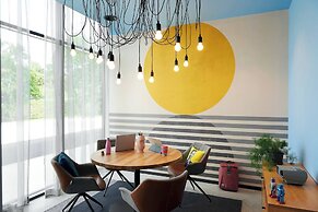 Moxy Antibes Sophia Antipolis