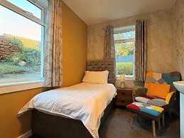 Rossal House Apartments