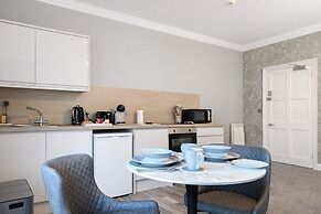 Rossal House Apartments