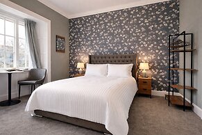 Rossal House Apartments