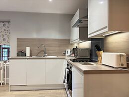 Rossal House Apartments