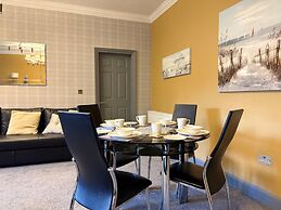Rossal House Apartments