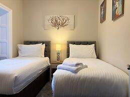 Rossal House Apartments
